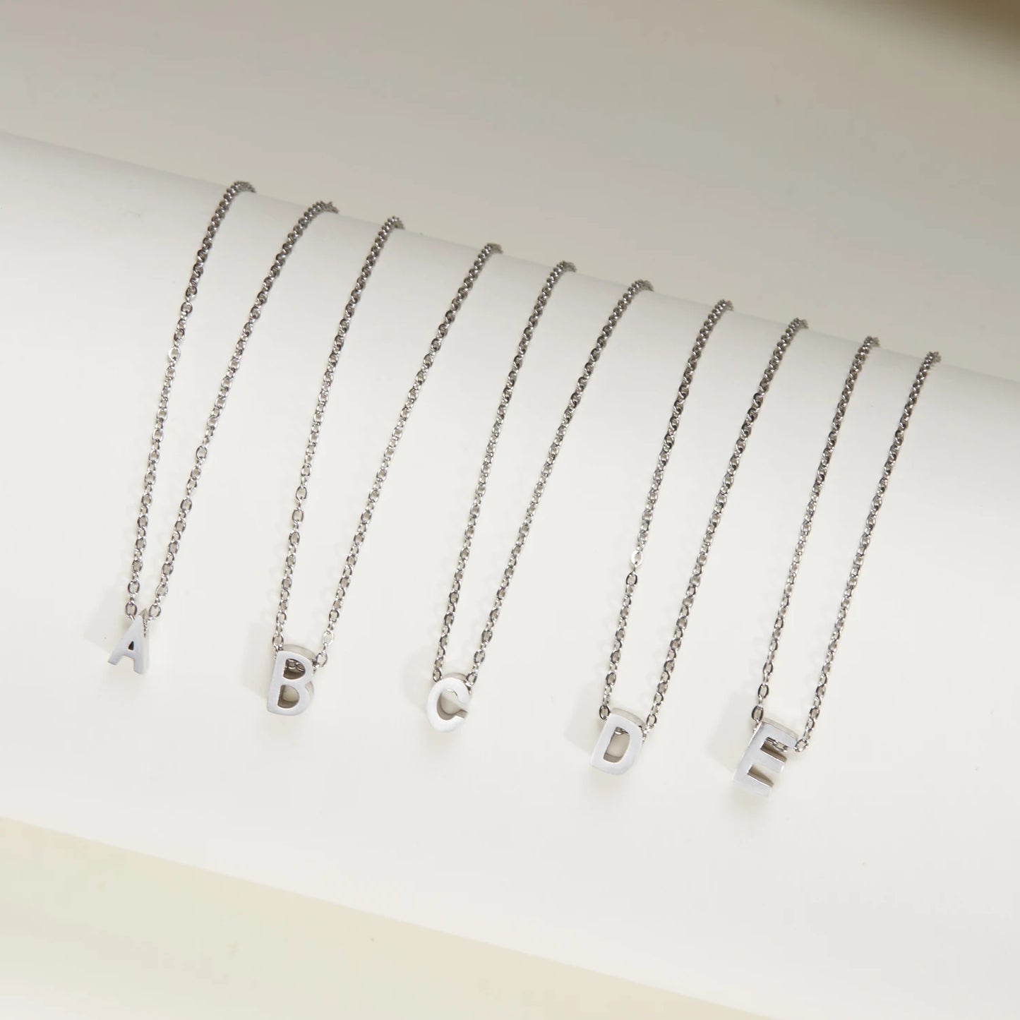 Fashion A-Z 26 Letters Pendant Initial Necklace for Women Girls Punk Single Name Choker Stainless Steel Neck Chain Jewelry Gifts