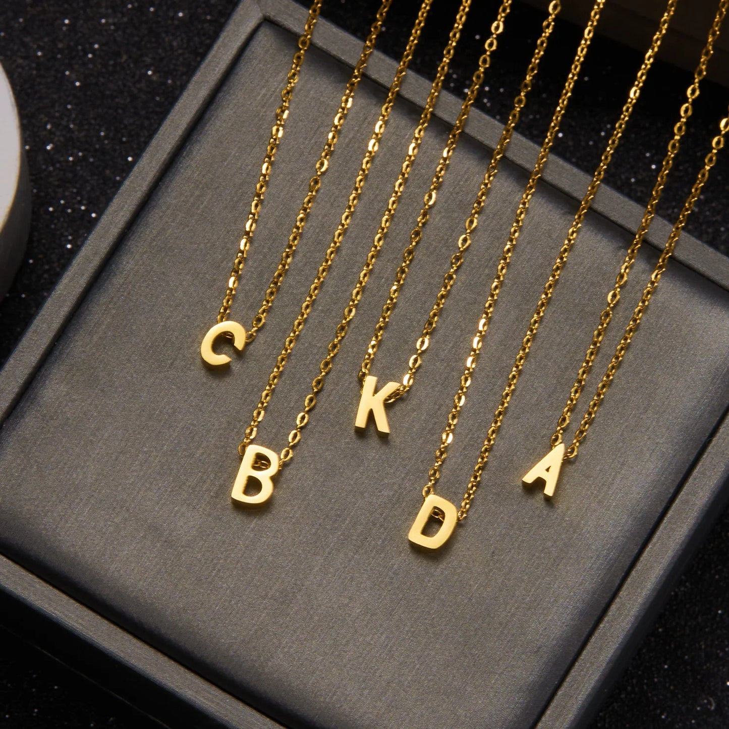 Fashion A-Z 26 Letters Pendant Initial Necklace for Women Girls Punk Single Name Choker Stainless Steel Neck Chain Jewelry Gifts