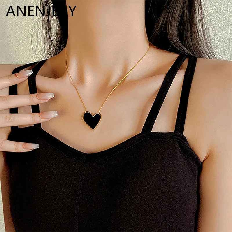 ENSHIR 316L Stainless Steel Big Black Love Heart Shell Necklace for Women Snake Chain Jewelry Gift Wholesale