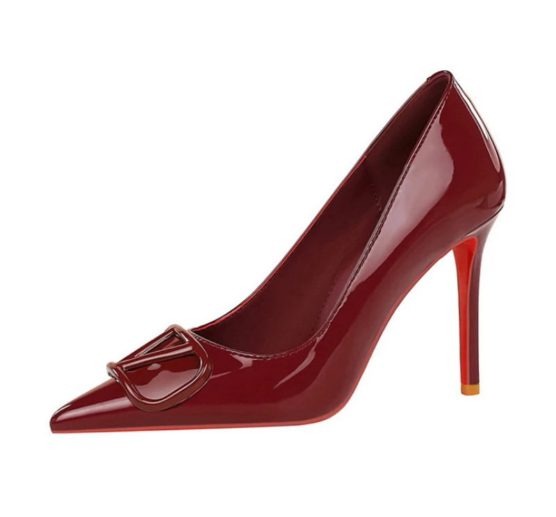 European And American Style Banquet Temperament Pointed Toe High Heels Single Shoes Patent Leather V-Buckle Sexy Women's Shoes