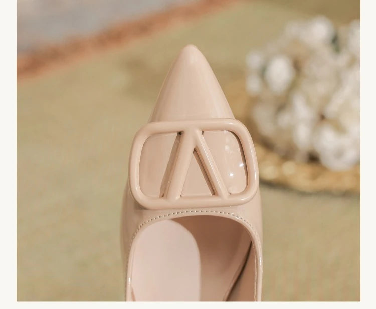 2025SS Ladies Latest 6-10CM Elegant Women's Nude Patent Leather Pumps V-Buckle Pointed Toe Thin Heel Niche Unique Design Shoes