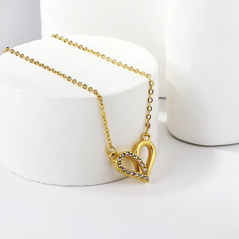 LUXUSTEEL New Stainless Steel Heart Pendant Necklace for Women Girls Temperament CZ Crystal Charm Choker Fashion Jewelry Gifts