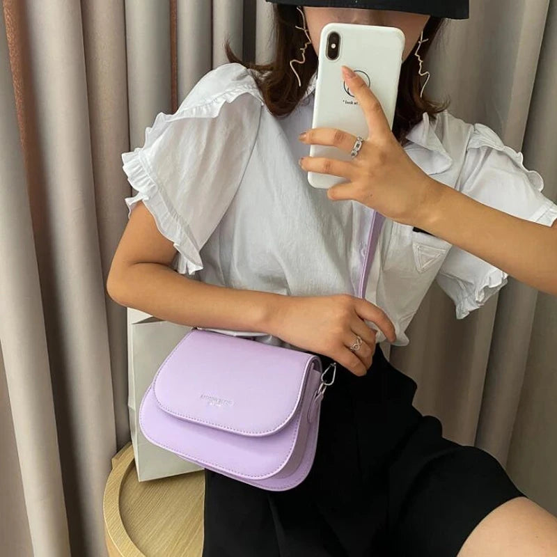 Yogodlns Trendy Saddle Shoulder Bag Women PU Leather Crossbody Bag Simple Solid Color Flap Messenger Bag Designer Handbags Pouch