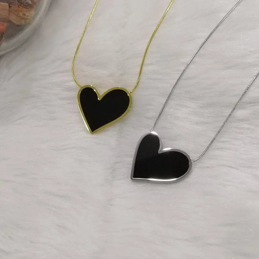 316L Stainless Steel Sweet Black Heart Pendant Necklaces Clavicle Chain For Women Fashion Fine Jewelry Party Gifts SAN1035