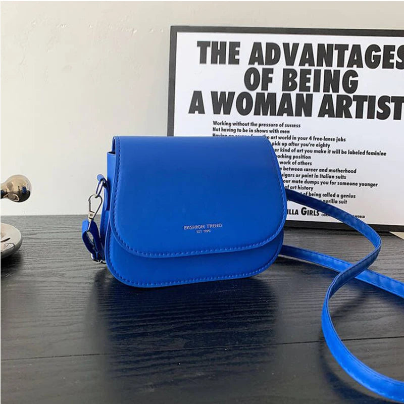 Yogodlns Trendy Saddle Shoulder Bag Women PU Leather Crossbody Bag Simple Solid Color Flap Messenger Bag Designer Handbags Pouch