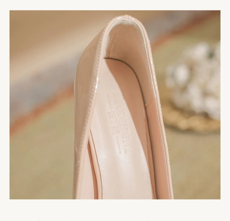 2025SS Ladies Latest 6-10CM Elegant Women's Nude Patent Leather Pumps V-Buckle Pointed Toe Thin Heel Niche Unique Design Shoes