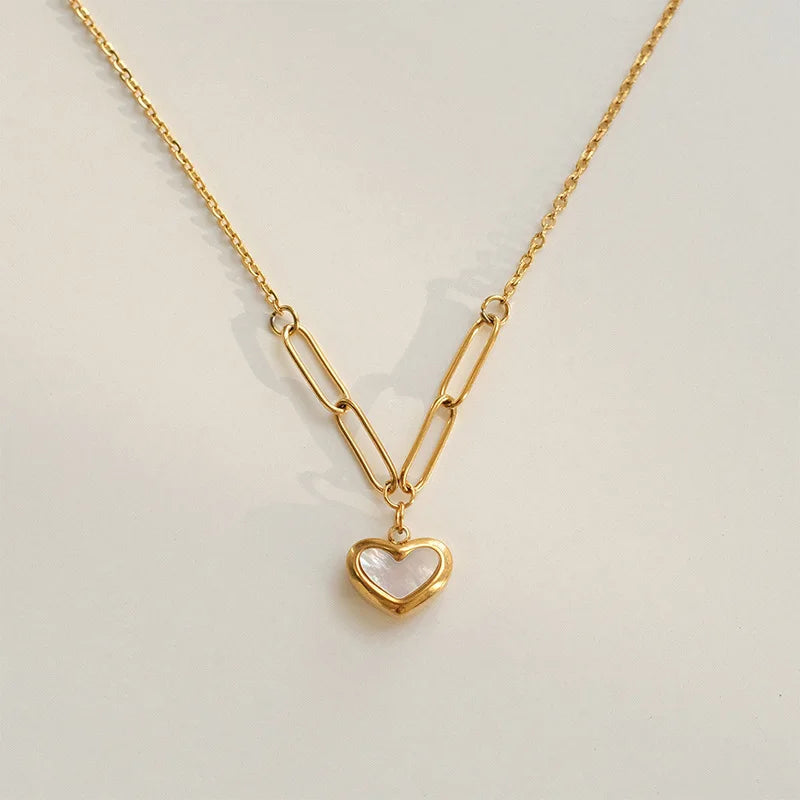 316L Stainless Steel Love Heart Pendant Necklace For Women Fashion Ladies Gold Color Clavicle Chain High Quality Jewelry Gifts