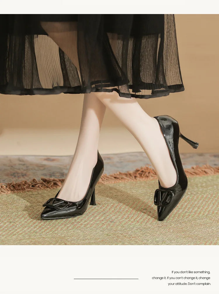 2025SS Ladies Latest 6-10CM Elegant Women's Nude Patent Leather Pumps V-Buckle Pointed Toe Thin Heel Niche Unique Design Shoes